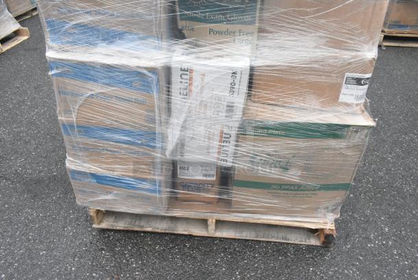30 BRAND NEW! Boxes Including 2 Box 129MCS38B Choice 38 oz. Black Rectangular Microwavable Heavy Weight Container with Lid 8 3/4" x 6 1/4" x 2- QTY 150, 2 Box 500L1020W Choice White Hot Paper Cup Travel Lid for 10-24 oz. Standard Cups and 8 oz. Squat Cups - 1000/Case, 2 Box Lavex Hybrid Vinyl Gloves, 130d77uf 7 1/2" x 7 1/2" Unprinted Plastic Deli Saddle Bag with Flip Top - 2000/Case, Lavex Paper Towels. 30 Times Your Bid! - Image 6 of 9