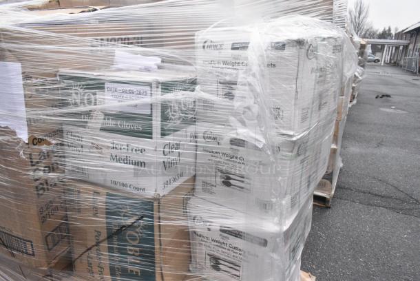 25 BRAND NEW! Boxes Including 5 Box 346BKFSNM Choice Medium Weight Black Wrapped Polypropylene Plastic Cutlery Set with Napkin - 250/Case, 2 Box 500TW7 Choice 7 oz. Translucent Thin Wall Plastic Cold Cup - 2500/Case, 6 Box 347TNYMRG2 Visions 2 oz. Clear Plastic Mini Margarita Glass - 120/Case. 25 Times Your Bid! - Image 4 of 10