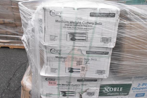 25 BRAND NEW! Boxes Including 5 Box 346BKFSNM Choice Medium Weight Black Wrapped Polypropylene Plastic Cutlery Set with Napkin - 250/Case, 2 Box 500TW7 Choice 7 oz. Translucent Thin Wall Plastic Cold Cup - 2500/Case, 6 Box 347TNYMRG2 Visions 2 oz. Clear Plastic Mini Margarita Glass - 120/Case. 25 Times Your Bid! - Image 5 of 10