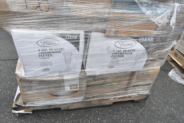 25 BRAND NEW! Boxes Including 127RD16BULK Choice 16 oz. Customizable Microwavable Translucent Round Deli Container - 500/Case, 2 Box 347FC1P5 Visions 5 oz. Heavy Weight Clear 1-Piece Plastic Champagne Flute - 96/Case, Choice Deli Containers. 25 Times Your Bid! - Image 6 of 11