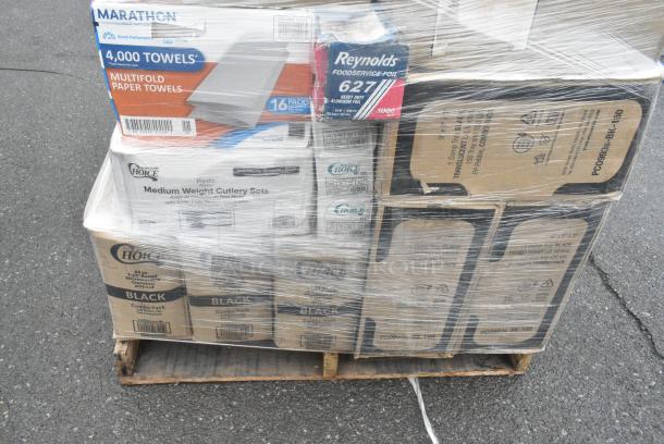 30 BRAND NEW! Boxes Including 50010DWALLW Choice 10 oz. White Smooth Double Wall Paper Hot Cup, Choice Portion Cups, 3 Box Choice Cutlery Packs, Choice Hinged Containers. 30 Times Your Bid! - Image 6 of 9