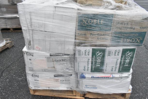35 BRAND NEW! Boxes Including Choice Foil Steam Pans, 500TW7 Choice 7 oz. Translucent Thin Wall Plastic Cold Cup - 2500/Case, 2 Box 394365L Noble Products Powder-Free Disposable Clear Vinyl Gloves for Foodservice - Large - 1000/Case, 4 Box 346WKFSNSPM Choice White Medium Weight Wrapped Polypropylene Plastic Cutlery Pack with Napkin and Salt / Pepper Packets - 250/Case. 35 Times Your Bid! - Image 8 of 10