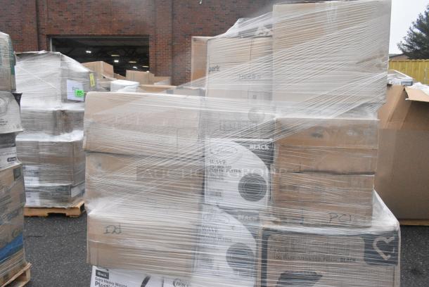 35 BRAND NEW! Boxes Including 2 Box 130BKKNIFEX Choice Black Extra Heavy Weight Polystyrene Plastic Knife - 1000/Case, 2 Box 500CC32THD Choice Heavy Duty 32 oz. Tall Heavy Weight Clear PET Plastic Cold Cup - 300/Case, 50010DWALLW Choice 10 oz. White Smooth Double Wall Paper Hot Cup - 500/Case. 35 Times Your Bid! - Image 5 of 9
