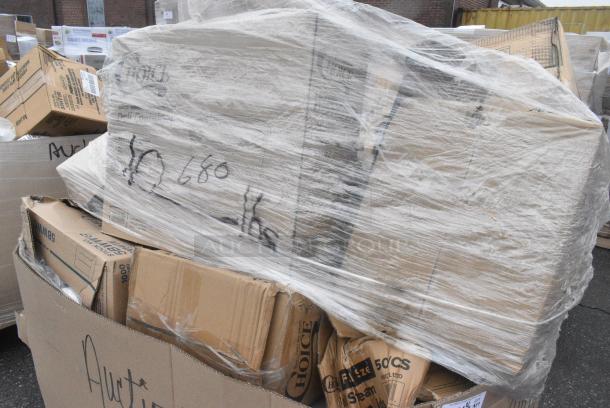 21 BRAND NEW! Boxes Including Choice Deli Containers, Duro 8 lb White Paper Bags, Dart C90PST1 ClearSeal Hinged Lid Plastic Container 8 1/4" x 8 1/4" x 3" - 250/Case. 21 Times Your Bid! - Image 2 of 8