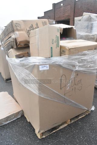 25 BRAND NEW! Boxes Including 500CC12 Choice Clear PET Customizable Plastic Cold Cup - 12 oz. - 1000/Case, Dart 60HT1 White Foam Hinged Lid Container 6" x 6" x 3" - 500/Case. 25 Times Your Bid!