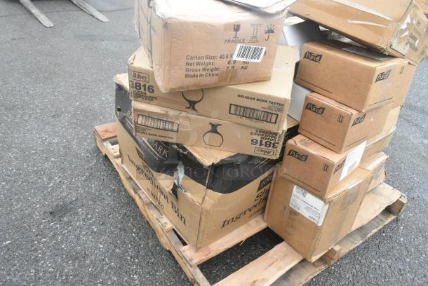 21 BRAND NEW! Boxes Including 176CTO4VBK COUNTERTOP ORGANIZER, 2 Box Libbey 3816 5 oz. Belgian Beer Tasting Glass - 24/Case, Mason Jars. 21 Times Your Bid! - Image 5 of 8