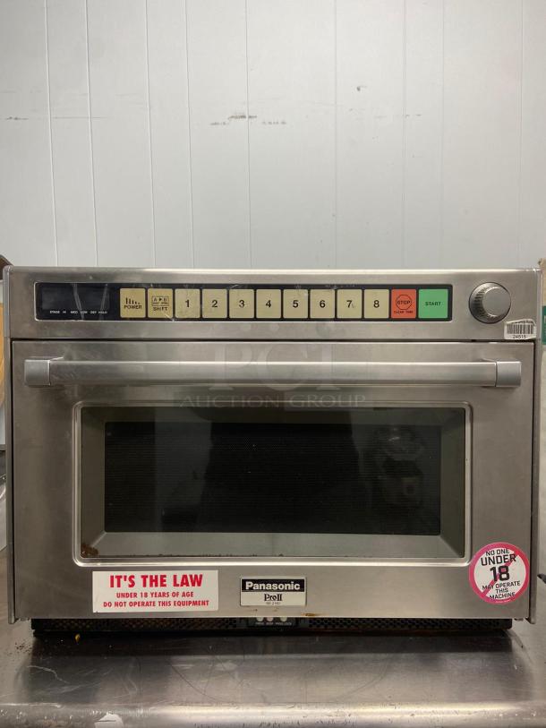 Panasonic Pro I Commercial Microwave Oven - Image 1 of 6