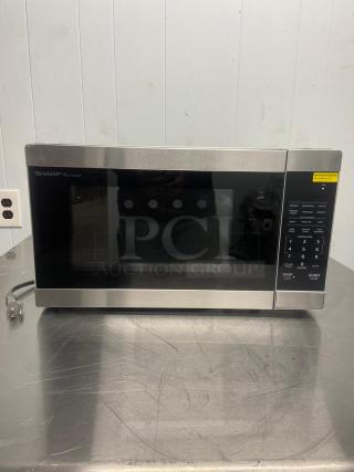 Sharp 1.6-Cu. Feet Large - Cooking Controls Countertop Microwave ( Stainless Steel )