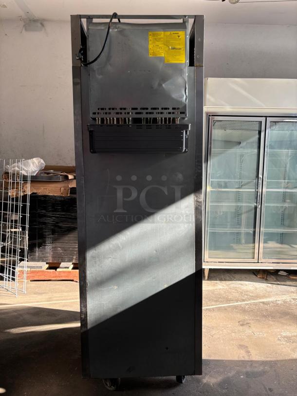 NICE! Turbo Air M3R19-1-N M3 Series 25" Solid Door Stainless Steel Reach-In Refrigerator TESTED AND WORKINGturbo air - Image 4 of 6