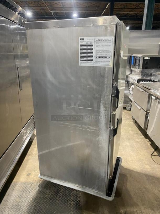 GREAT! Metro Flavor Hold Series Commercial Half Door Full Height Mobile Insulated Heated Holding/Proofing Cabinet! With Built In Pan Holding Racks! Model: CC5953A SN: 20378! 120V! On Casters! - Image 4 of 9