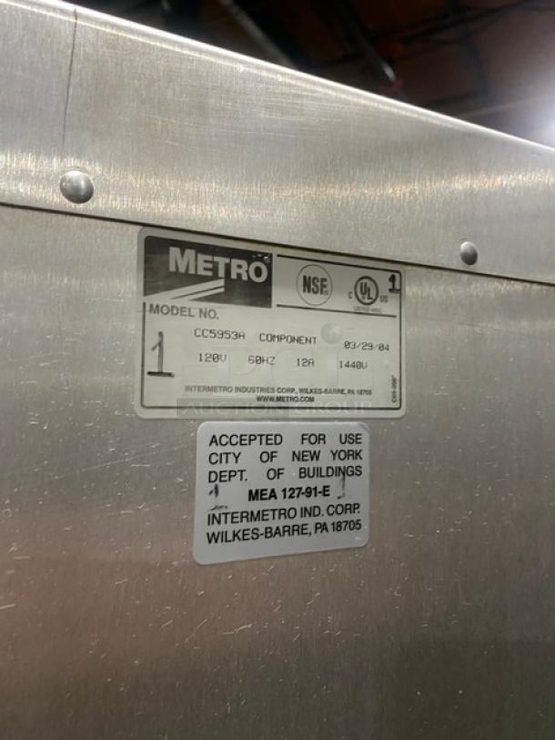 GREAT! Metro Flavor Hold Series Commercial Half Door Full Height Mobile Insulated Heated Holding/Proofing Cabinet! With Built In Pan Holding Racks! Model: CC5953A SN: 20378! 120V! On Casters! - Image 7 of 9