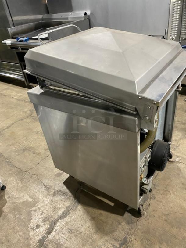AMAZING! Sipromac Commercial Stainless-Steel Free-Standing Heavy Duty Chamber Vacuum Sealing Machine! On Casters! - Image 4 of 8
