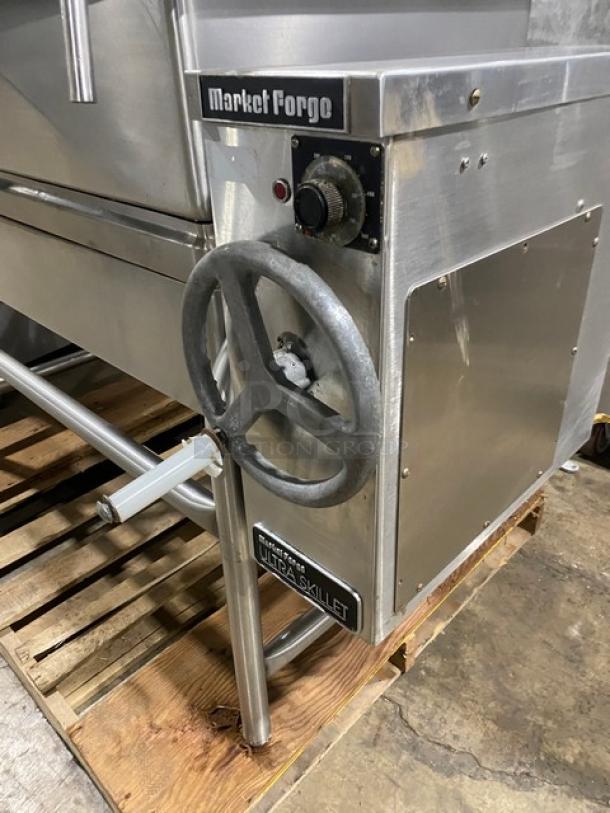 AWESOME! Market Forge Commercial Stainless Steel Natural Gas Powered Tilted Braising Pan/Ultra Tilt Skillet! Model: 1300-2 SN: 132900! 115V 1 Phase! On Legs! Working When Removed! - Image 6 of 8