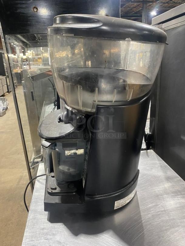 Vita-Mix Commercial Countertop Food Prep/Portion Blending System! Model: VM0126 SN: 001546-124! 120V! On Legs! - Image 2 of 8