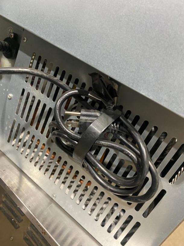 Avantco! 2023! Commercial Stainless Steel Countertop Ice Making Machine! Model: 194UCF120A SN: 194UCF120A-23090062! 115V! - Image 8 of 8