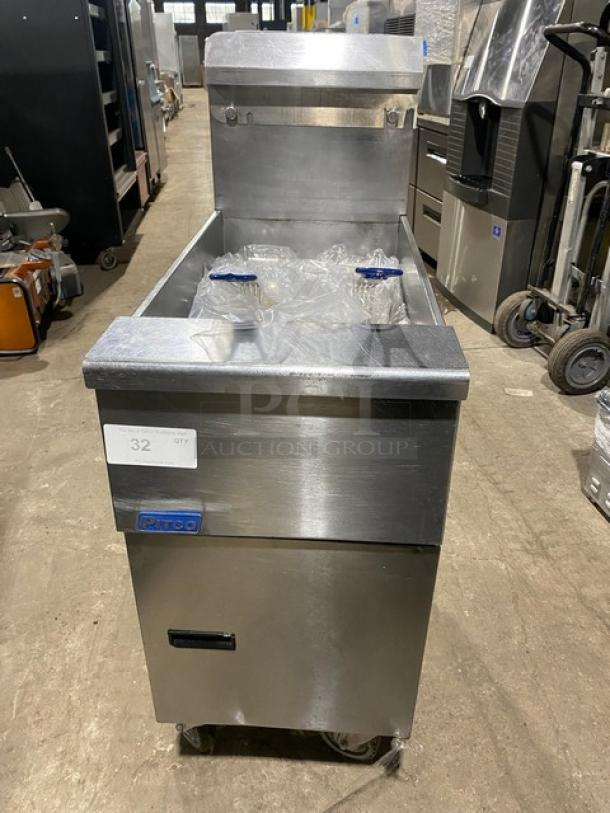 Pitco Commercial Stainless Steel Natural Gas Powered Deep Fat Fryer! With Back Splash & Basket Hanger! With 2 Frying Baskets! Model: SG14 SN: G17EB029357! On Casters! - Image 1 of 8