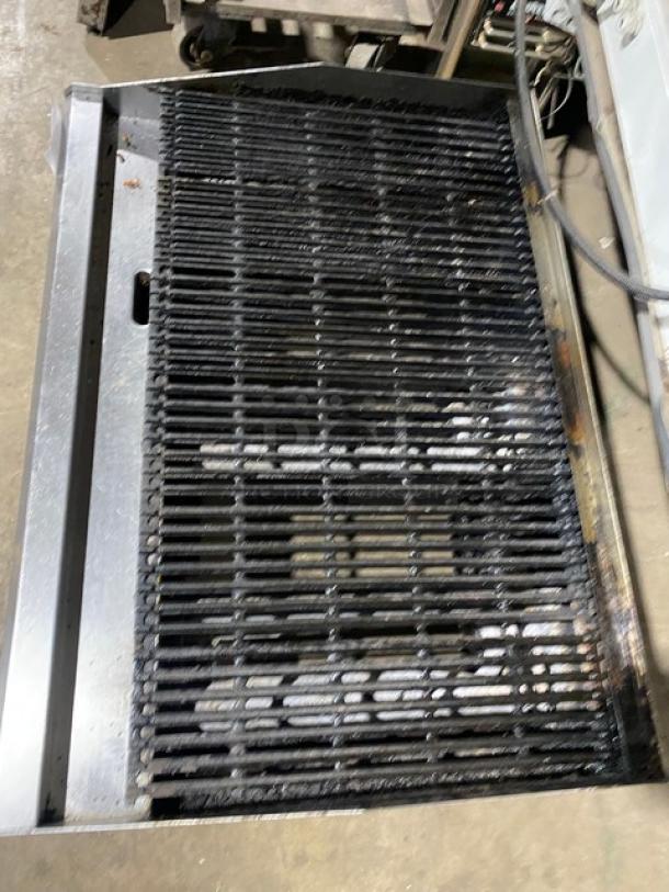 Commercial Stainless Steel Natural Gas Powered Countertop Char Grill! With Grooved Grates! On Legs! - Image 5 of 7