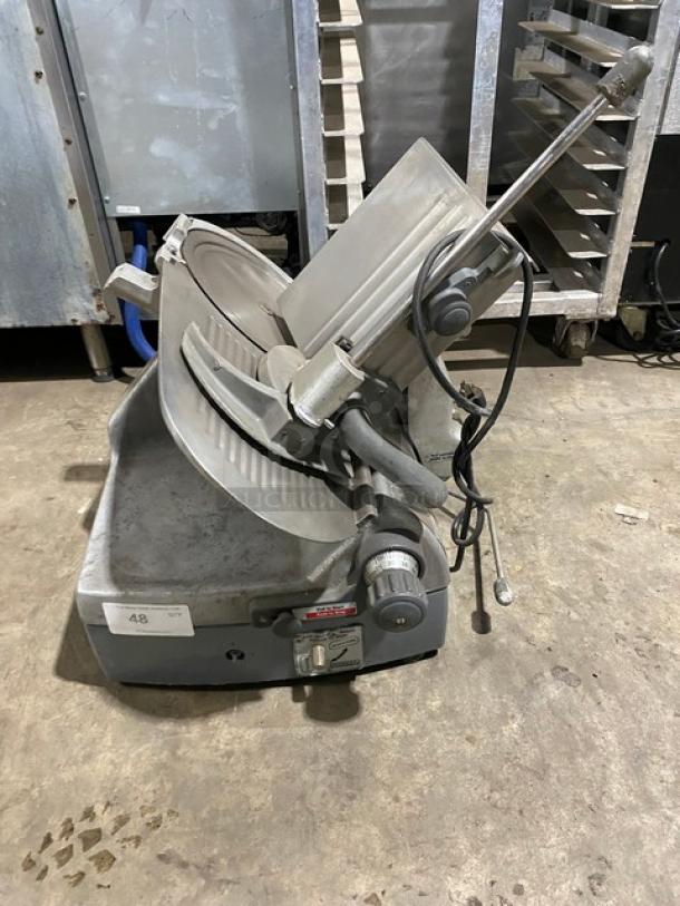 Hobart Commercial Semi-Automatic Electric Powered Countertop Meat Deli Slicer! Model: 2712 SN: 56-1207-821! 120V 1 Phase! - Image 1 of 8