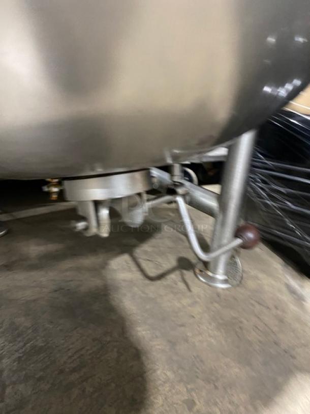 Groen Commercial Stainless Steel Electric Powered Twin Pivoting Steam Jacketed 60 Gal. Kettles! Model: DTA3-60-60 SN: 1978! 480V 3 Phase! On Legs! - Image 7 of 9