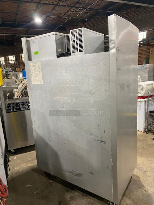 Traulsen Commercial Stainless Steel Solid 2 Door Reach In Refrigerator! Energy Star Certified! With Poly Coated Wire Racks! Model: G20010 SN: T21699G09! 115V 1 Phase! On Casters! - Image 4 of 9