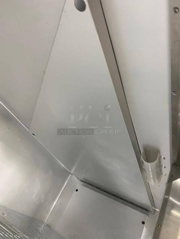 Traulsen Commercial Stainless Steel Solid 2 Door Reach In Refrigerator! Energy Star Certified! With Poly Coated Wire Racks! Model: G20010 SN: T21699G09! 115V 1 Phase! On Casters! - Image 7 of 9