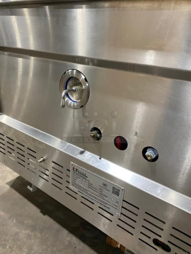 L & T Panda Range Commercial Stainless Steel Natural Gas Powered High-Speed 3 Compartment Steamer Cabinet! With Independent Controls! Model: PD-HKSMG-CB30 SN: PHM2002001! On Legs! - Image 7 of 9