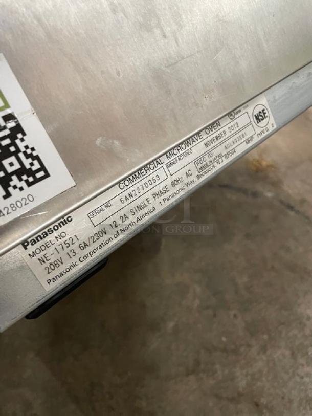 Panasonic Commercial Stainless Steel Electric Powered Countertop Heavy Duty Microwave Oven! With Programable Memory Pad! Model: NE-17521 SN: 6AN2270053! 208/230V 1 Phase! - Image 5 of 8