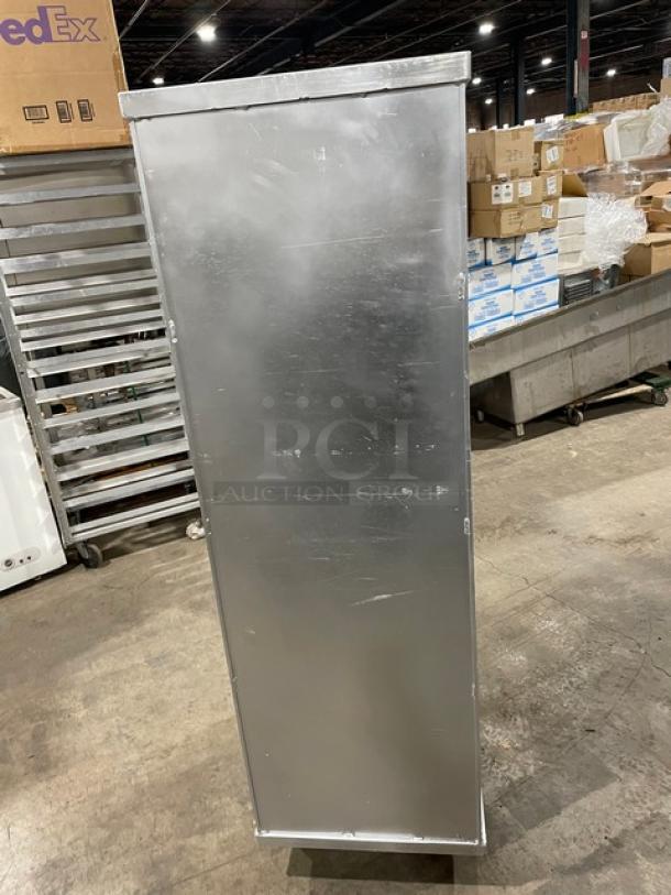 Commercial 40-Pan End-Load Mobile Enclosed Bun & Sheet Pan Holding/Transport Rack! On Casters! - Image 4 of 5