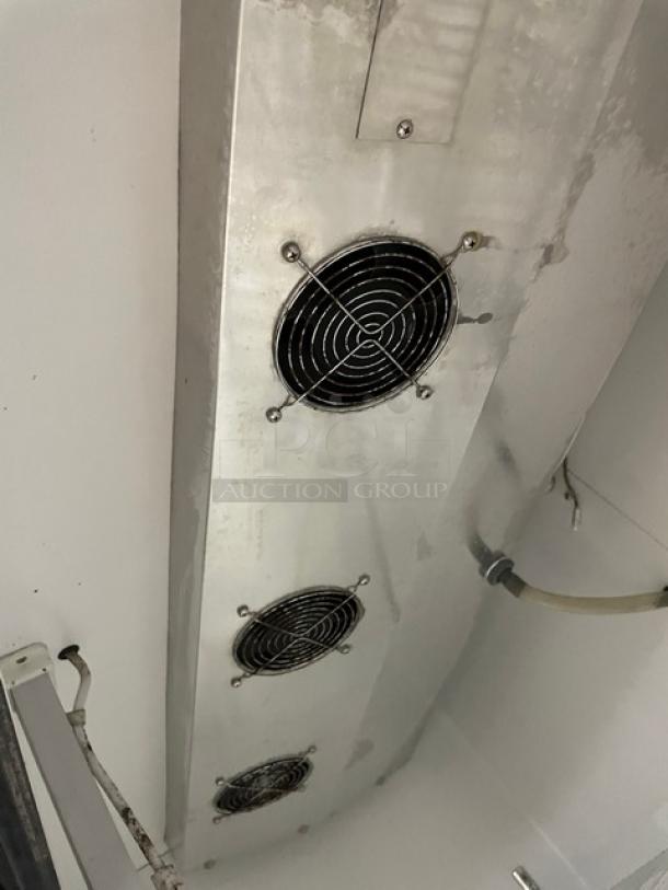 Leader Commercial Stainless Steel Double Glass Sliding Door Reach In Merchandiser Refrigerator! With Poly Coated Wire Racks! Model: ESLS48 S/C SN: NQ03M2502! 115V 1 Phase! - Image 6 of 8