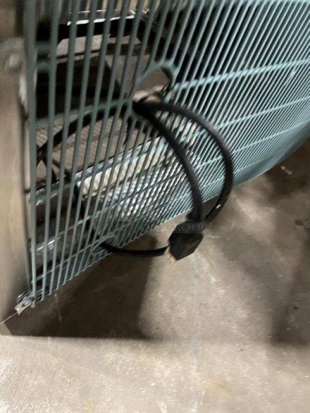 Leader Commercial Stainless Steel Double Glass Sliding Door Reach In Merchandiser Refrigerator! With Poly Coated Wire Racks! Model: ESLS48 S/C SN: NQ03M2502! 115V 1 Phase! - Image 8 of 8