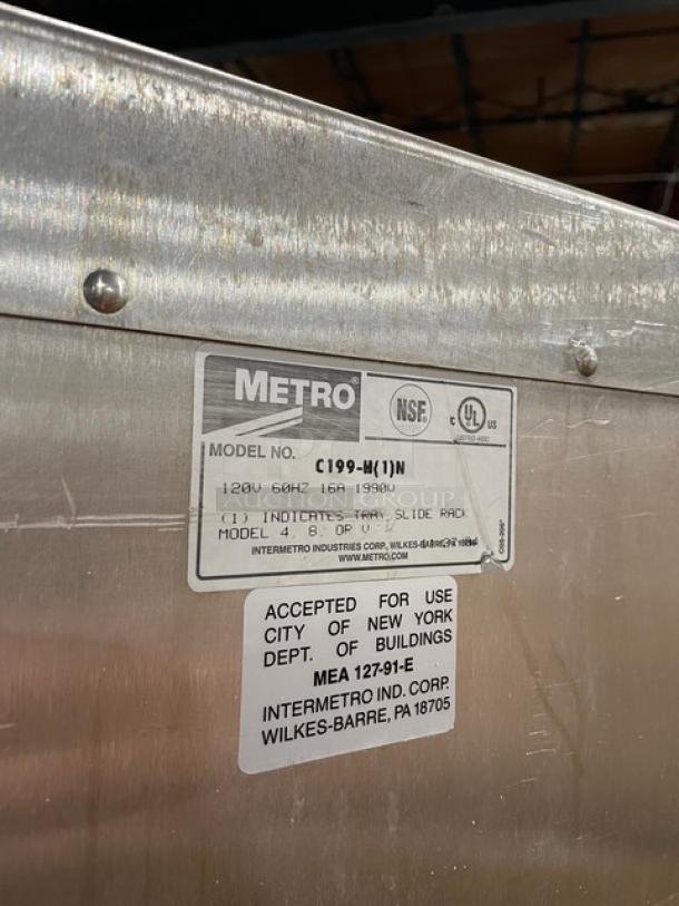 Metro FlavorHold Series Commercial Single Section Half Door Insulated Mobile Heated Holding/Proofing Cabinet! With Wide Pan Holding Panels! Model: C199-H(1)N! 120V! On Casters! - Image 5 of 8