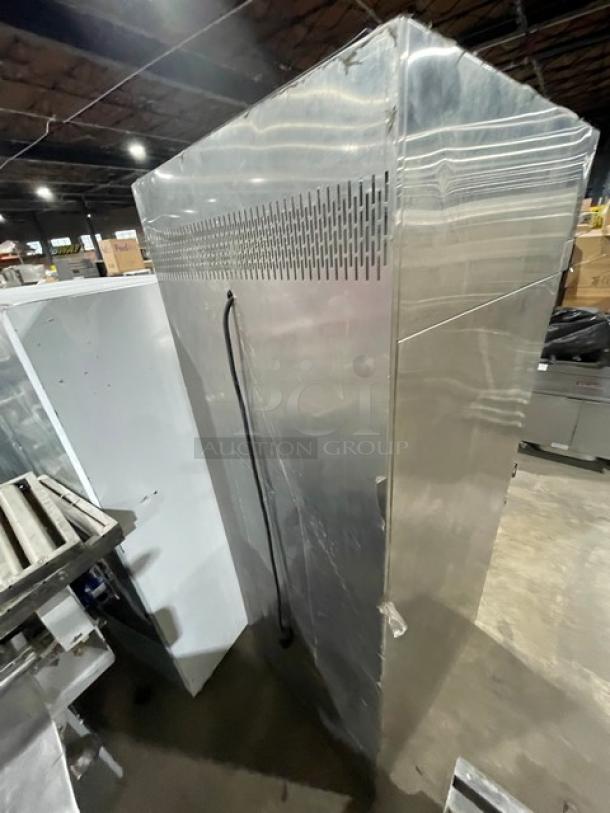 Hobart Commercial Stainless Steel Solid Single Door Full Height Insulated Hot Food Storage Cabinet! Model: QESADH1 SN: 32-1068377! 120/208V 1 Phase! - Image 4 of 8