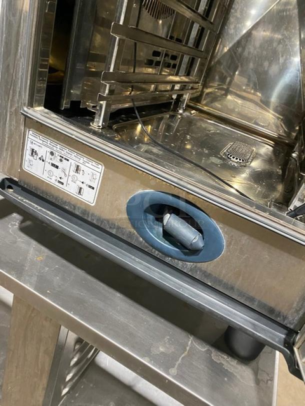 SWEET! Rational CombiMaster Plus Series Commercial Stainless Steel Natural Gas Powered Combi Oven! With Built-In Pan Holding Rack! With Rational R95-CL Replacement Cartridge & Water Connection Hoses! Model: CMP 101G SN: G11MH13102370827! 120V 1 Phase! With Double Section Pan Holding Base! On Legs! - Image 7 of 12