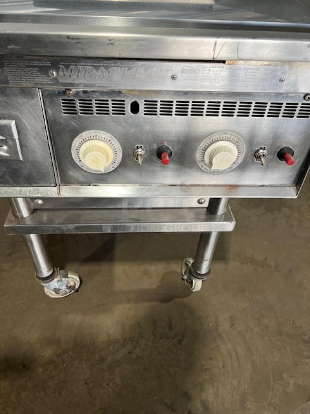 SWEET! Keating Commercial Stainless Steel Natural Gas Powered Countertop Extra-Deep Mirror-Shine Polished Top Flat Griddle! With Thermostatic Controls! With Back & Side Splash! With Single Shelf Equipment Cart! On Casters! - Image 7 of 8