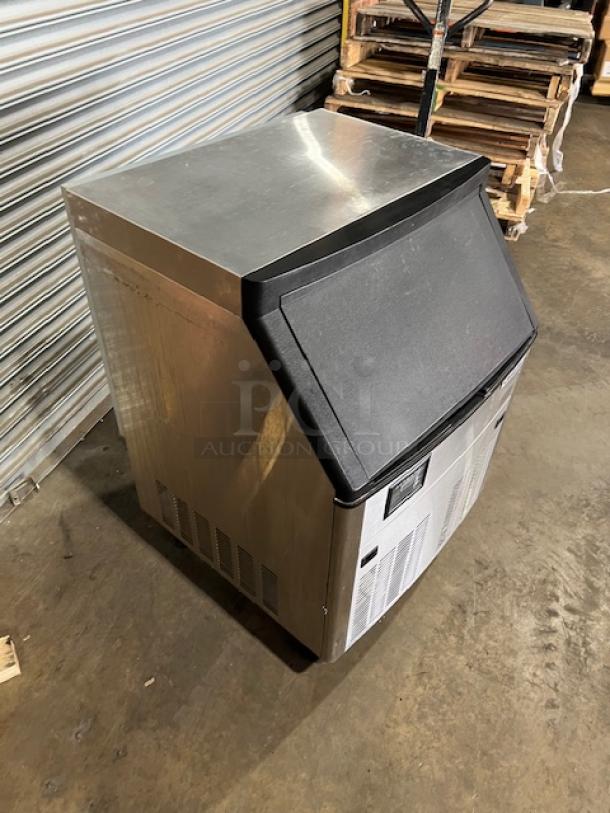 ColdLine! 2021 Late Model! Commercial Stainless Steel Undercounter Air-Cooled Half Cube Ice Making Machine/Ice Bin Combo! With Slide-Up Access Door! Model: ICE280-HA! 115V! On Legs! - Image 3 of 7