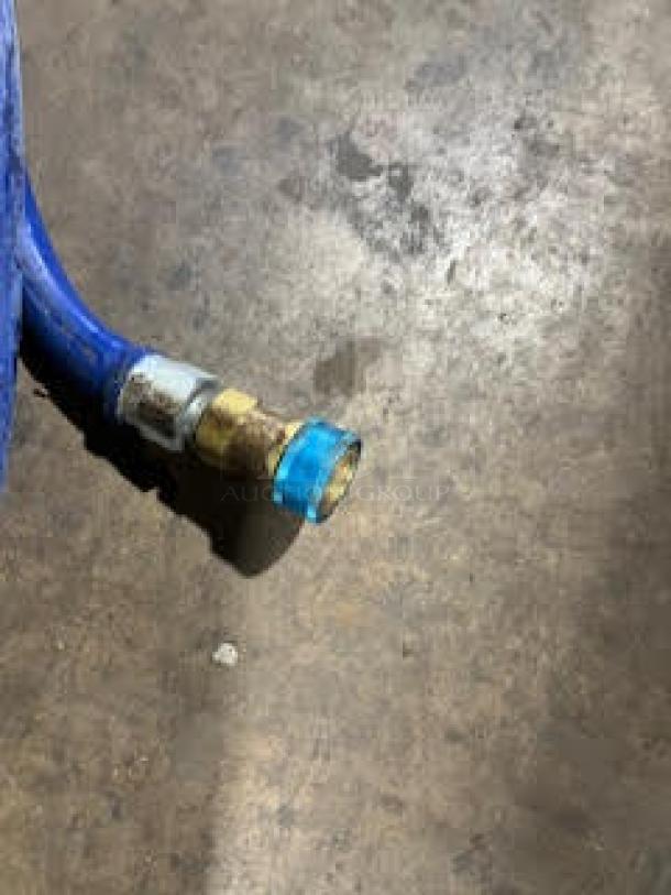 Lot Of Miscellaneous Commercial Gas Connection Hoses! All One Money! - Image 3 of 5
