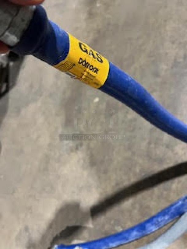 Lot Of Miscellaneous Commercial Gas Connection Hoses! All One Money! - Image 4 of 5
