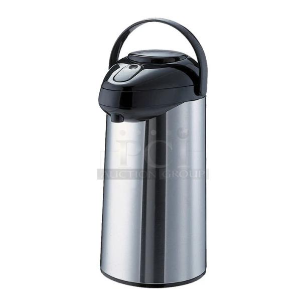 BRAND NEW! IN THE BOX! Service Ideas Commercial Stainless Steel 101.4 Oz. (3 L.) SteelVac Premium Air Pot! With Pump Lid! Model: SSA300! 2X Your Bid! - Image 1 of 1
