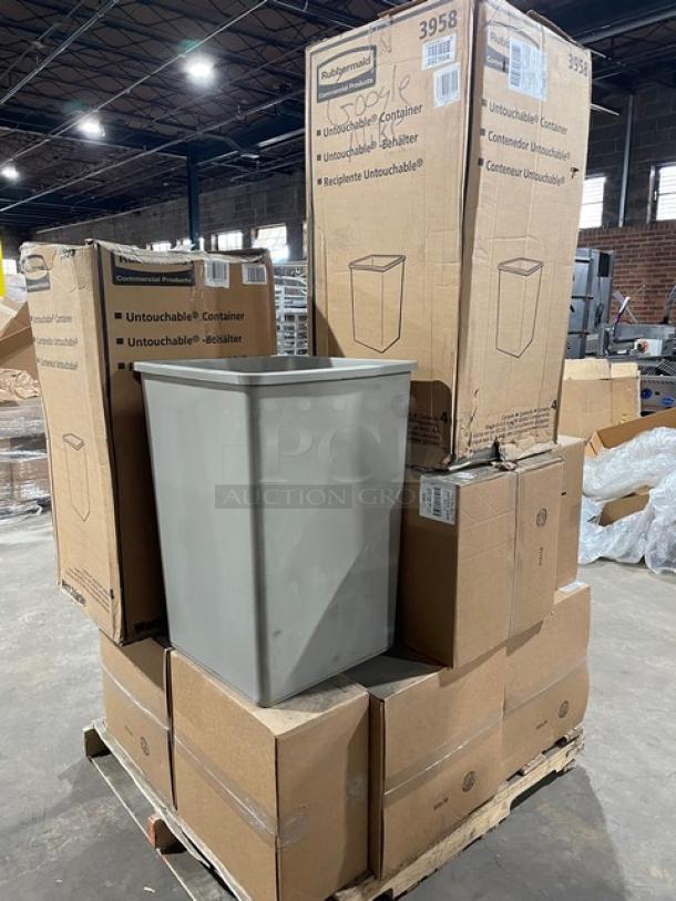 NEW! MIXED PALLET! Rubbermaid Commercial Beige Untouchable Square Containers/Trash Bins! Model: FG395800BEIG! With Hoffmaster Commercial Earthwise Recycled Kraft 2-Ply Dinner Napkins! Model: 317-D6! With Matfer Bourgeat Commercial Banneton Linen Lined Wickerd Proofing Baskets! Model: 118510! 19X Your Bid! - Image 4 of 12