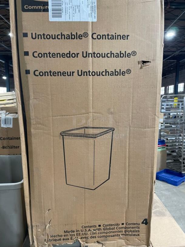 NEW! MIXED PALLET! Rubbermaid Commercial Beige Untouchable Square Containers/Trash Bins! Model: FG395800BEIG! With Hoffmaster Commercial Earthwise Recycled Kraft 2-Ply Dinner Napkins! Model: 317-D6! With Matfer Bourgeat Commercial Banneton Linen Lined Wickerd Proofing Baskets! Model: 118510! 19X Your Bid! - Image 5 of 12