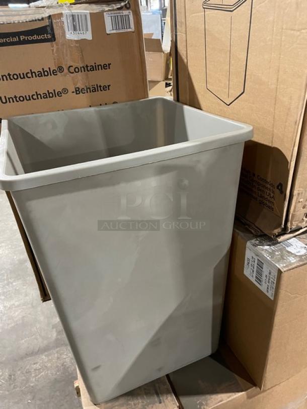NEW! MIXED PALLET! Rubbermaid Commercial Beige Untouchable Square Containers/Trash Bins! Model: FG395800BEIG! With Hoffmaster Commercial Earthwise Recycled Kraft 2-Ply Dinner Napkins! Model: 317-D6! With Matfer Bourgeat Commercial Banneton Linen Lined Wickerd Proofing Baskets! Model: 118510! 19X Your Bid! - Image 6 of 12