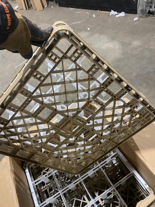 BRAND NEW! IN THE BOX! Vollrath Commercial Heavy-Duty 16 Compartment Full Size Cup/Glass Rack! 4/Case! All One Money! - Image 7 of 7