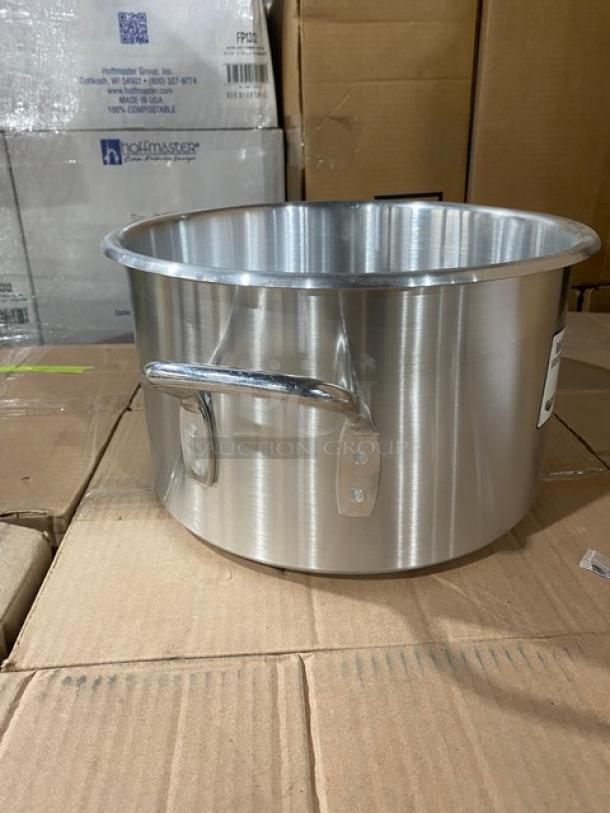 BRAND NEW! NEVER USED! Vollrath Wear-Ever Series Commercial Stainless Steel 14 Qt. Sauce Pot! With Handles! Model: 4332! - Image 2 of 7