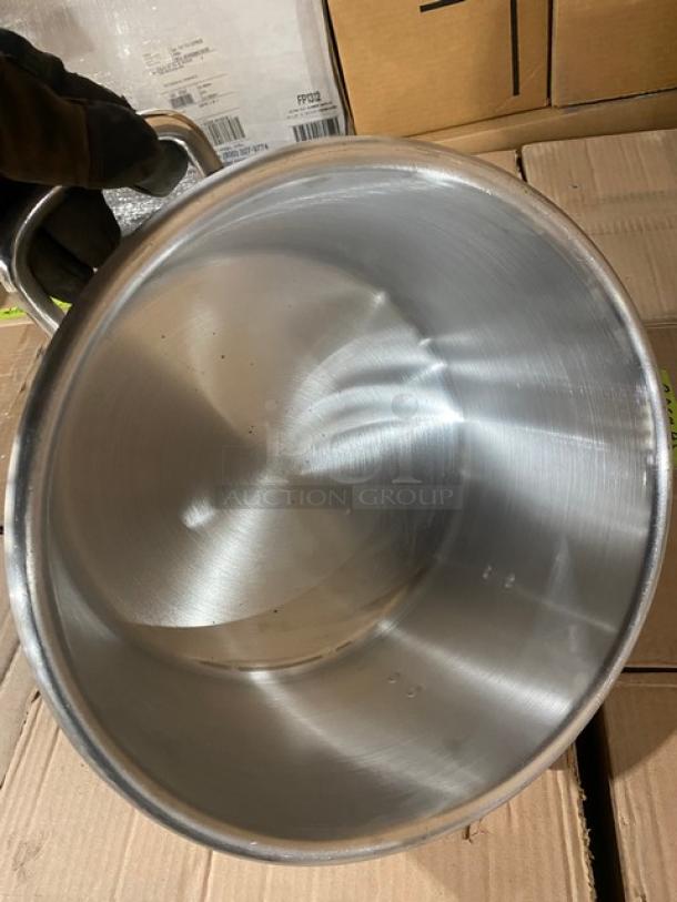 BRAND NEW! NEVER USED! Vollrath Wear-Ever Series Commercial Stainless Steel 14 Qt. Sauce Pot! With Handles! Model: 4332! - Image 7 of 7