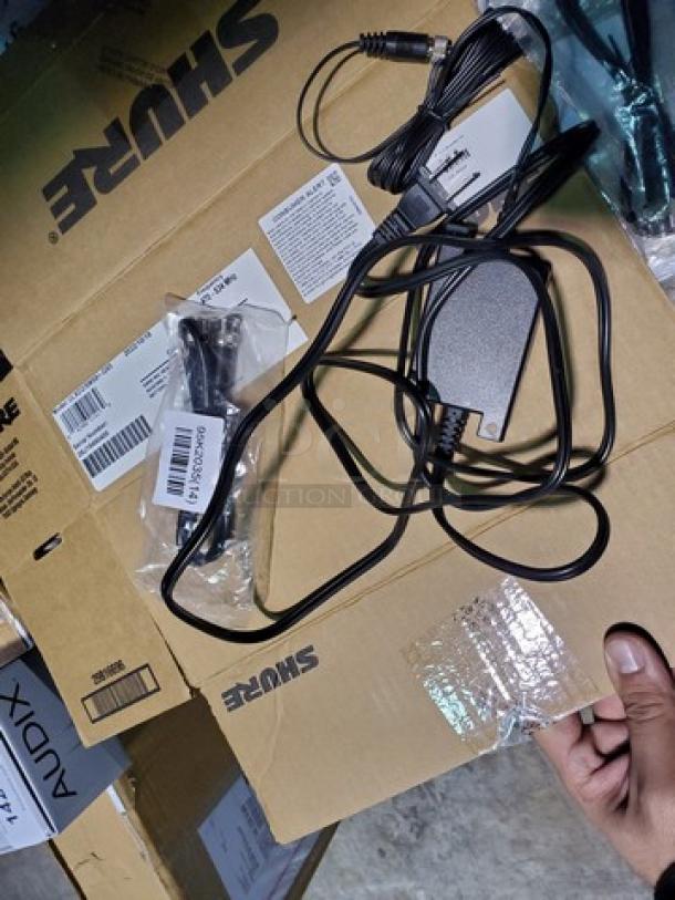 Shure SLXD4 Dual Channel Receiver - for use with SLX-D Digital Wireless Microphone Systems - Image 6 of 6