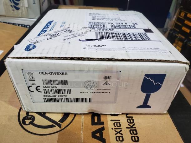 Crestron CEN-GWEXER infiNET EX® Network and ER Wireless Gateway - Image 2 of 3