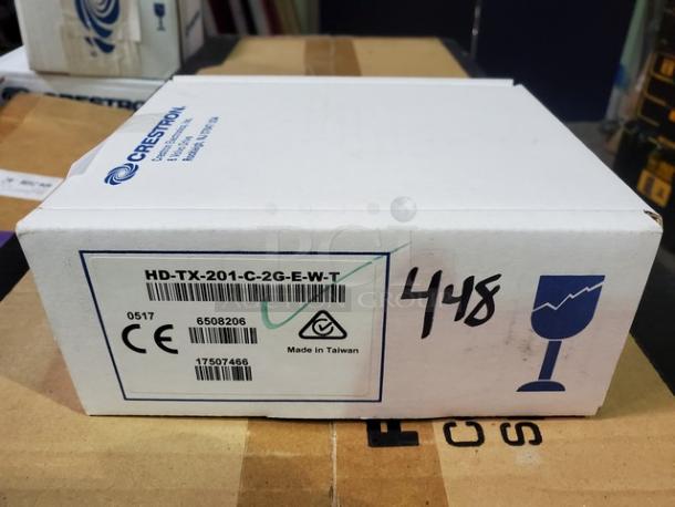 Crestron HD-TX-201-C-2G-E-W-T DM Lite® Transmitter and 2x1 Auto-Switcher for HDMI®, VGA, and Analog Audio Signal Extension over CATx Cable, Wall Plate - Image 2 of 2