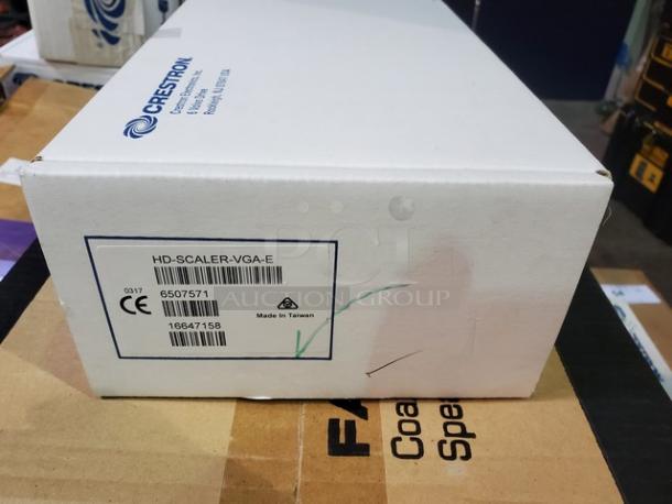 Crestron HD-SCALER-VGA-E High-Definition Video Scaler, VGA In, HDMI® Out - Image 2 of 2