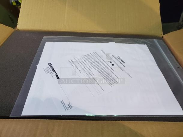 Crestron TST-600-WALL-B-S 5.7" Wall Mount Wireless Touch Screen - Image 3 of 4