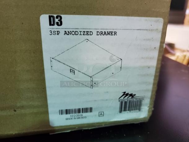 Middle Atlantic D3 3-Space Rack Drawer - Image 3 of 3